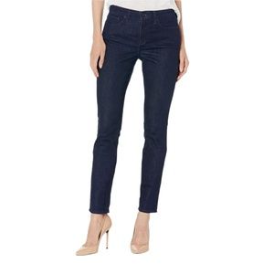 NYDJ Jeans Rinse size 10 Original Slimming Alina Super Skinny Jean